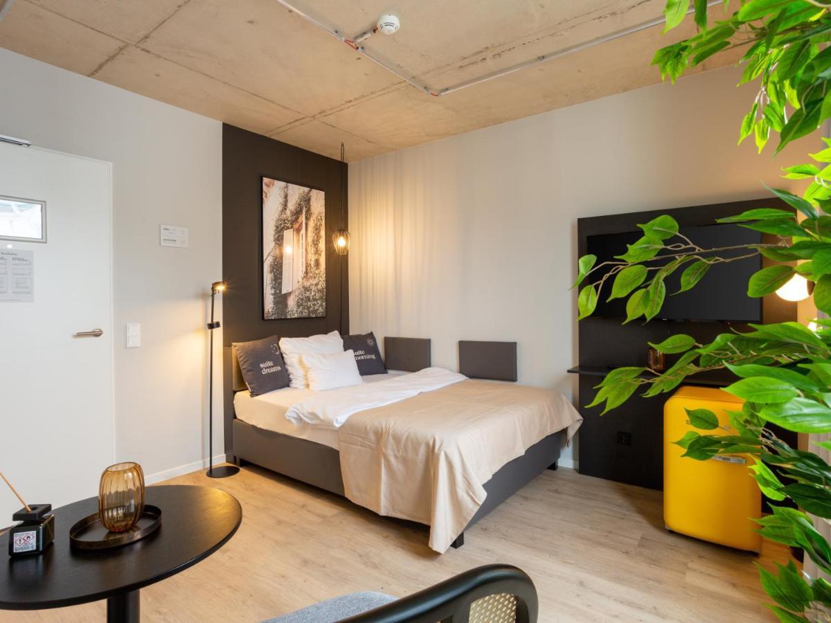 Limehome Duesseldorf Stresemannstrasse - Digital Access Δωμάτιο φωτογραφία
