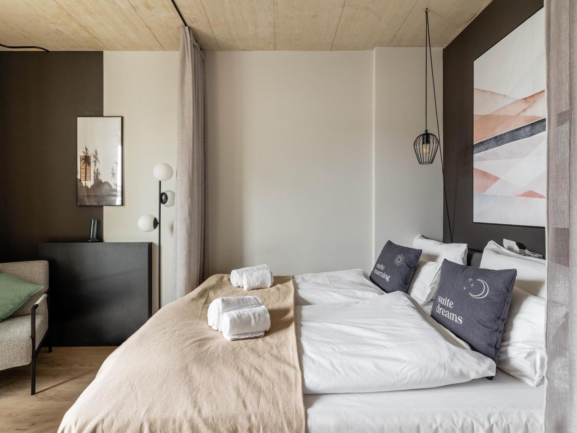 Limehome Duesseldorf Stresemannstrasse - Digital Access Δωμάτιο φωτογραφία
