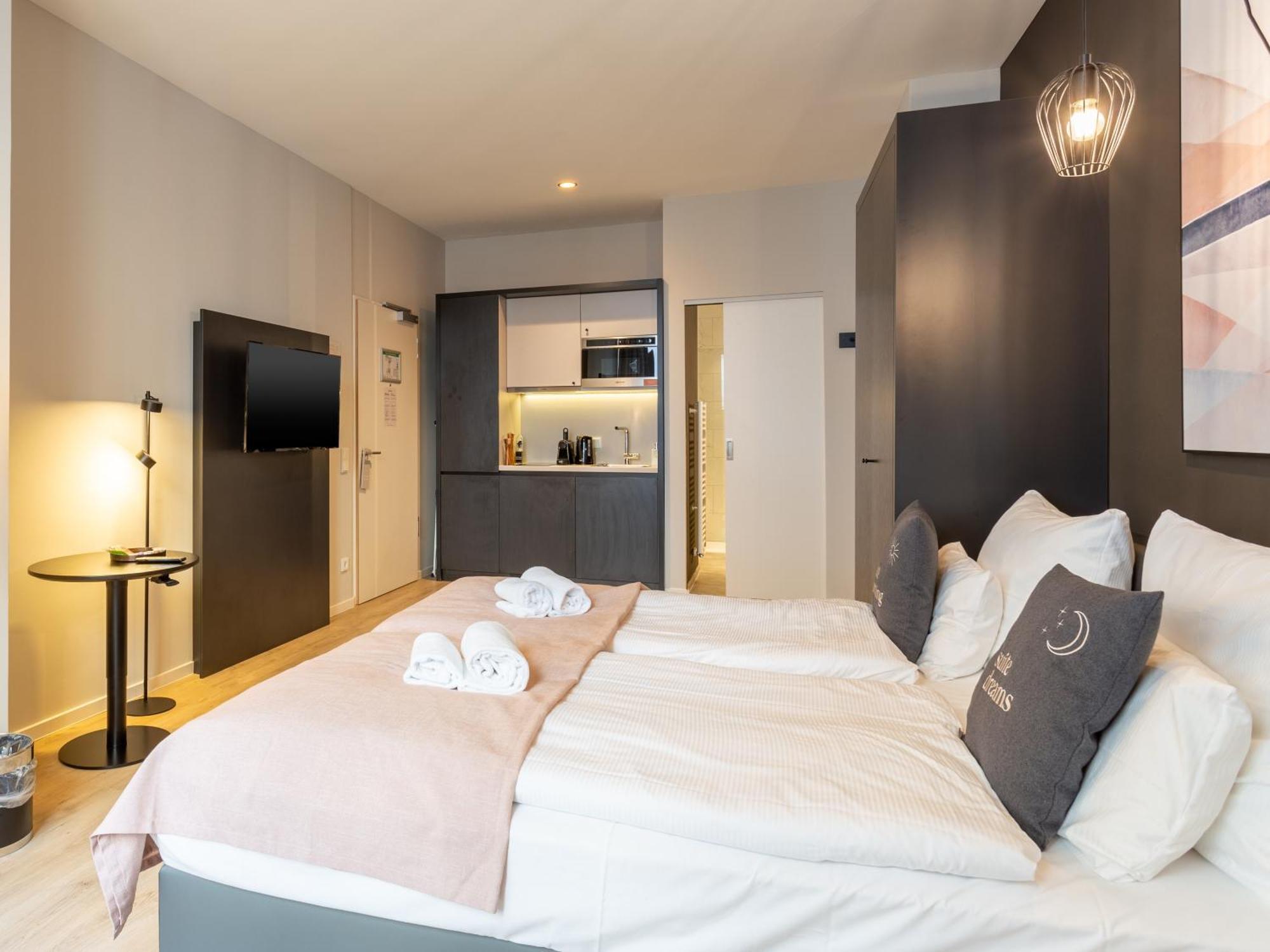 Limehome Duesseldorf Stresemannstrasse - Digital Access Δωμάτιο φωτογραφία