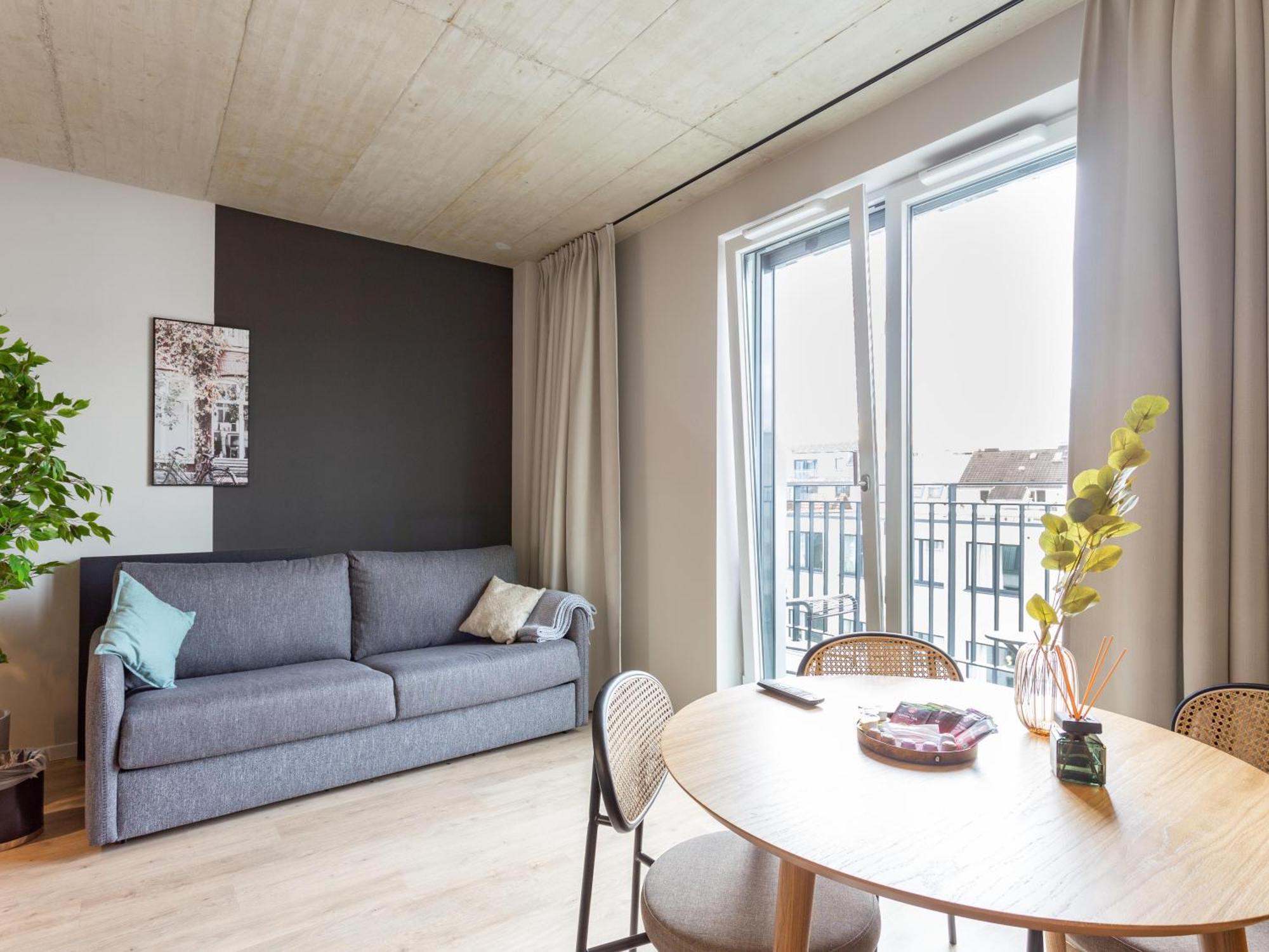 Limehome Duesseldorf Stresemannstrasse - Digital Access Δωμάτιο φωτογραφία